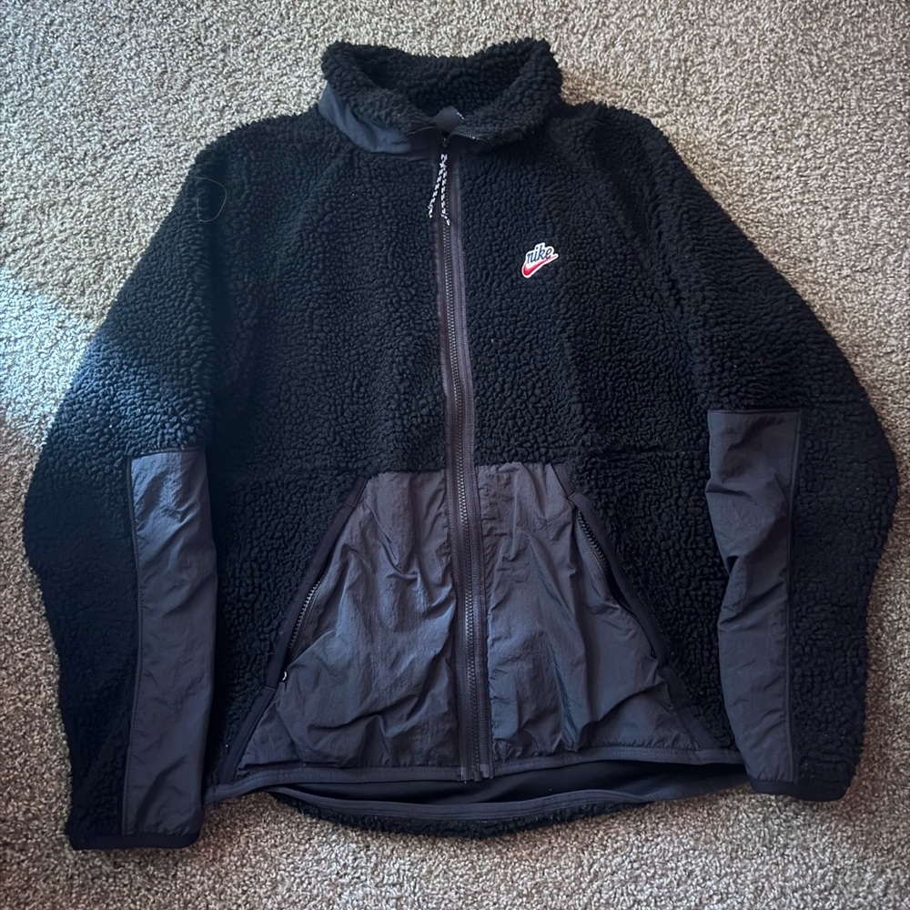 Nike Sportswear Heritage Black Gray Sherpa Jacket